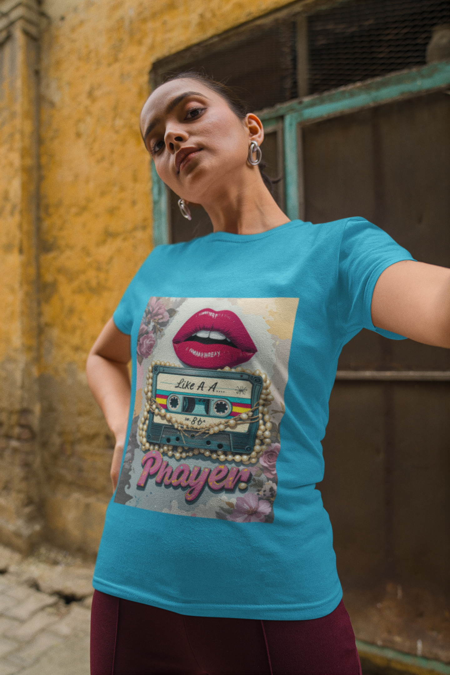 Studio Dust | Minimalist Crew Neck Tee for Women | Lightweight Cotton with Art Loft Vibes